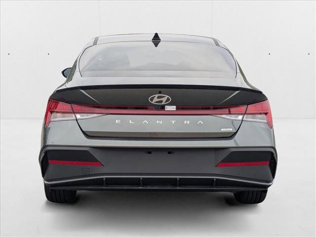 2025 Hyundai Elantra Blue - Photo 8
