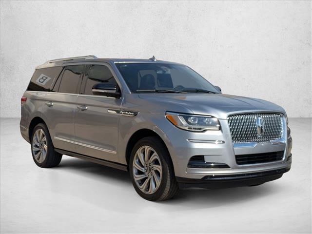 2024 Lincoln Navigator Reserve photo 3