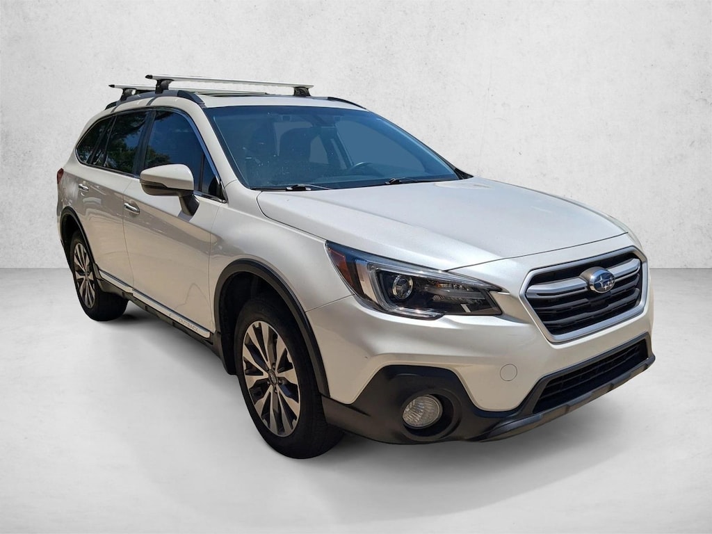 Used 2018 Subaru Outback Touring Sport Utility