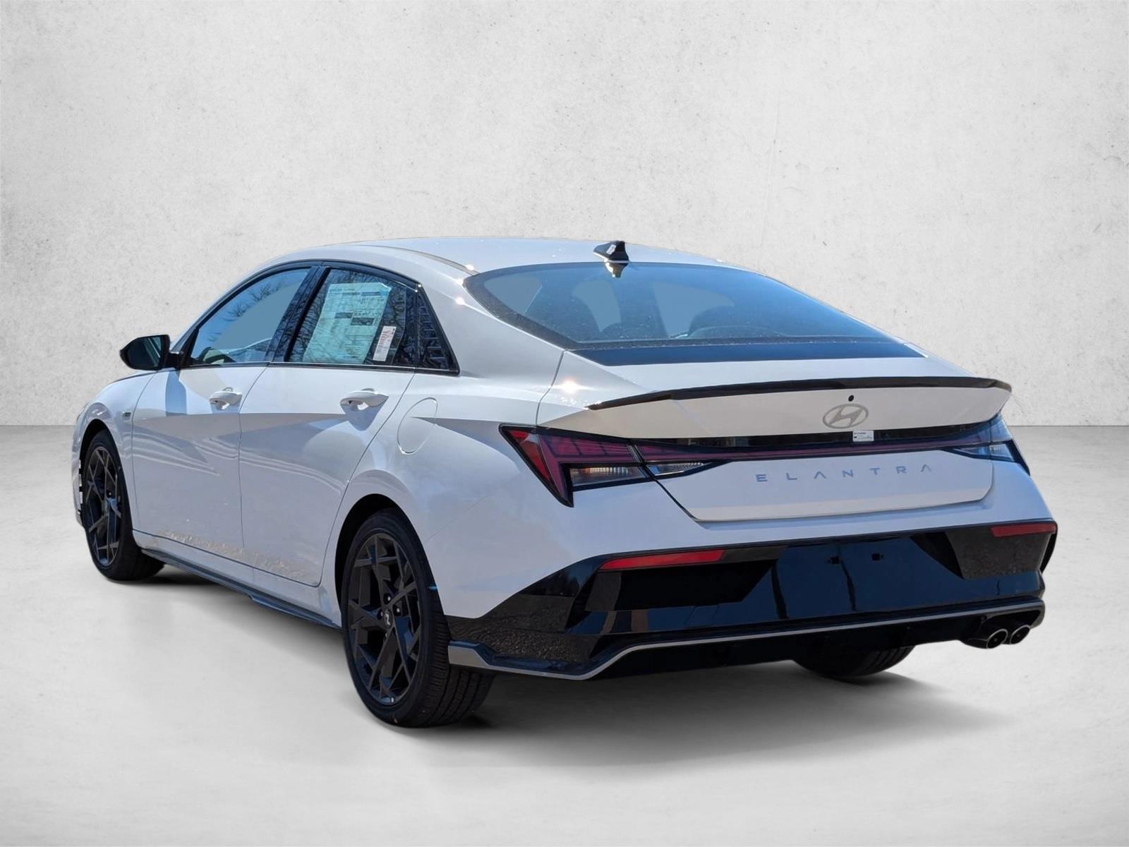 2025 Hyundai Elantra N Line - Photo 9