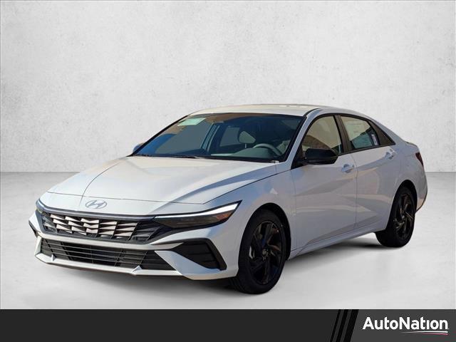 2026 Hyundai Elantra SEL's photo