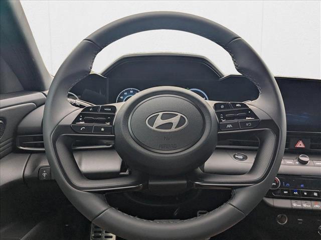 2025 Hyundai Elantra Blue - Photo 11