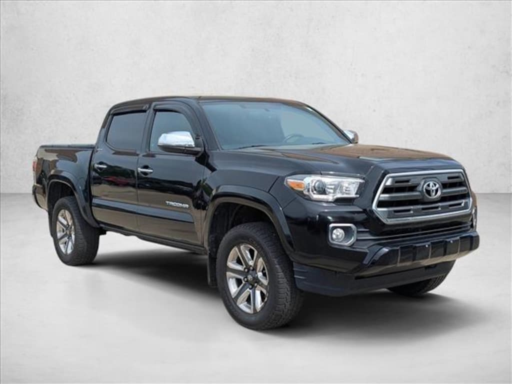Used 2017 Toyota Tacoma Limited Crew Cab Pickup