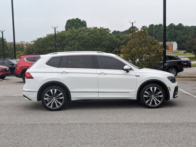 2020 Volkswagen Tiguan SEL Premium R-Line photo 4