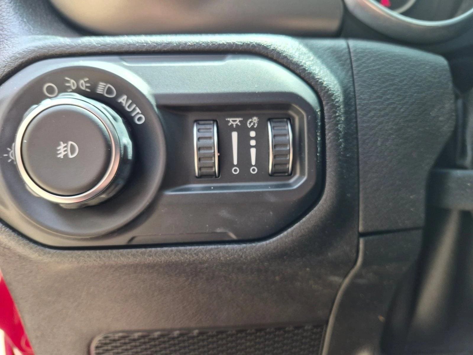 2018 Jeep All-New Wrangler Sport S - Photo 14