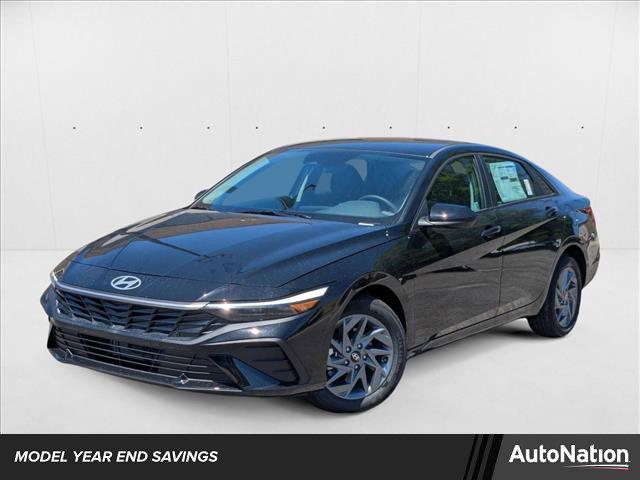 2025 Hyundai Elantra Blue's photo