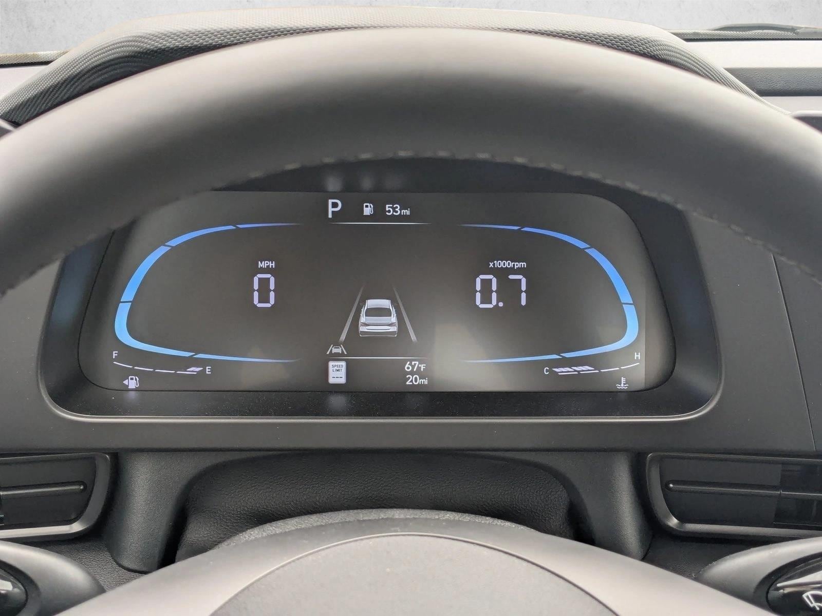 2025 Hyundai Elantra SEL - Photo 12