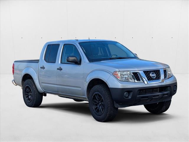 2019 Nissan Frontier SV Crew Cab photo 3