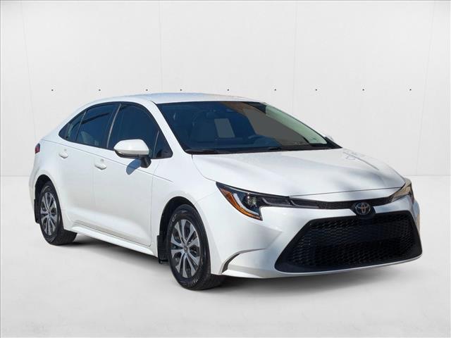 2022 Toyota Corolla Hybrid LE photo 3