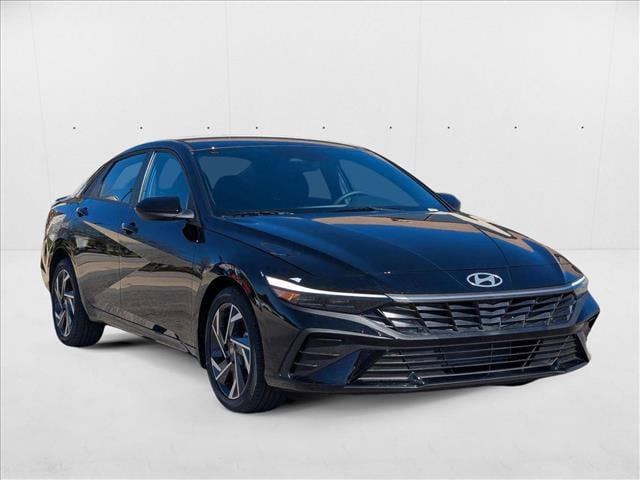 2025 Hyundai Elantra SEL - Photo 6