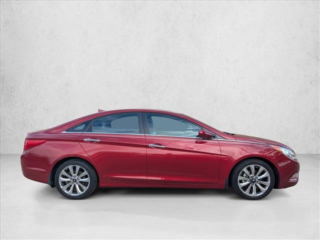 2011 Hyundai Sonata SE photo 3