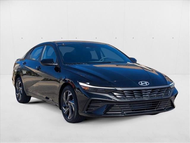2025 Hyundai Elantra SEL - Photo 6