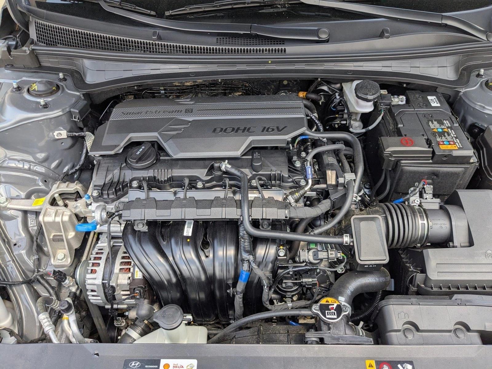 2025 Hyundai Elantra SEL - Photo 22