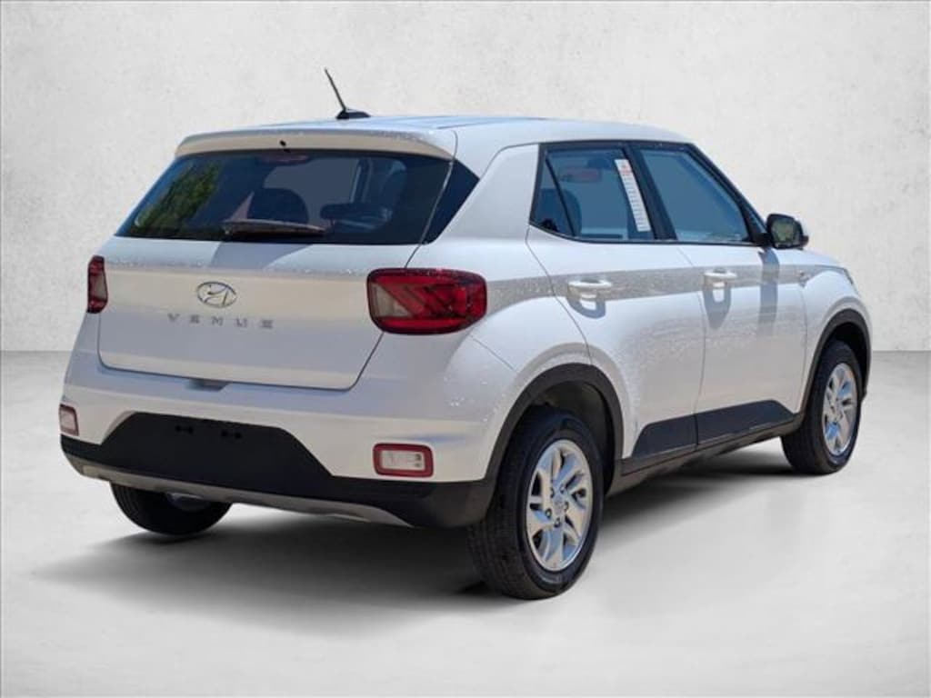 New 2026 Hyundai Venue SE SUV