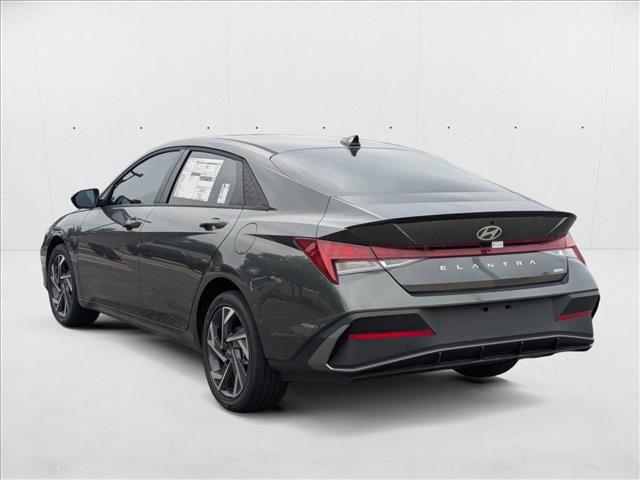 2025 Hyundai Elantra Blue - Photo 9