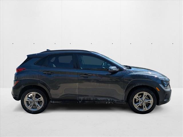 2023 Hyundai Kona SEL photo 4