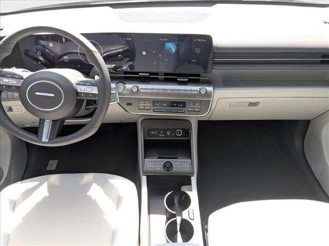 2025 Hyundai Kona SEL Convenience - Photo 17