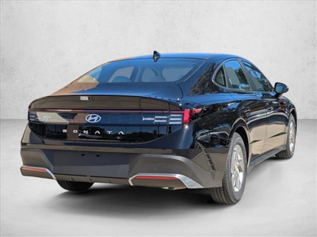 New 2026 Hyundai Sonata SE Sedan