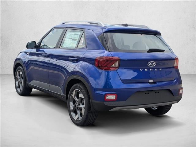2025 Hyundai Venue Limited - Photo 9