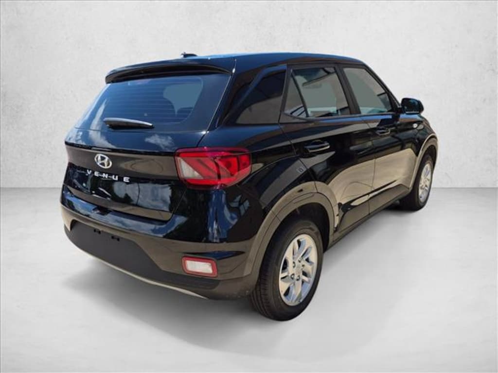 New 2026 Hyundai Venue SE SUV