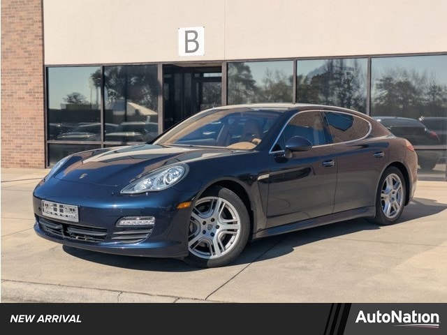 2011 Porsche Panamera S's photo