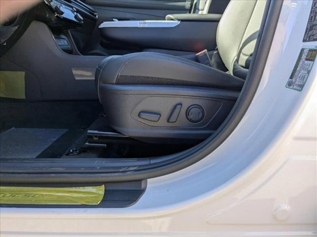 New 2025 Hyundai Tucson Hybrid SEL Convenience SUV