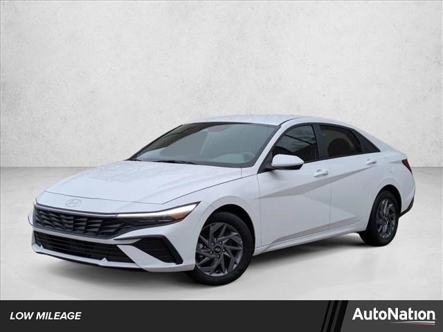 2025 Hyundai Elantra Blue