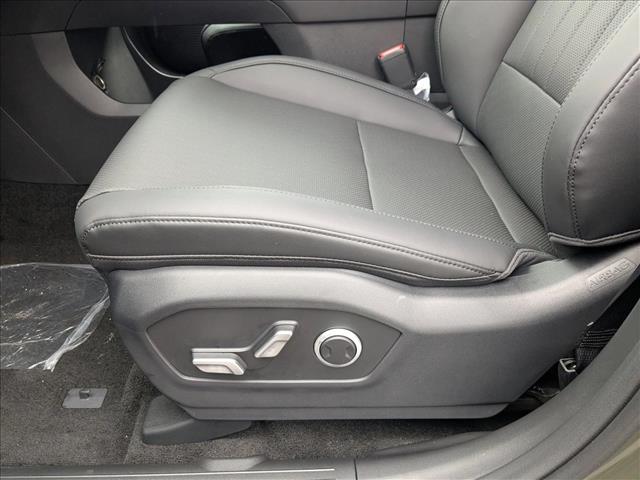 2025 Hyundai Santa Fe SEL Sport photo 4
