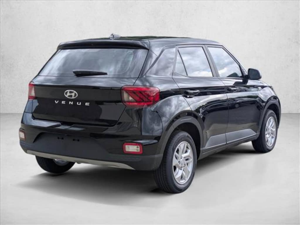 New 2026 Hyundai Venue SE SUV