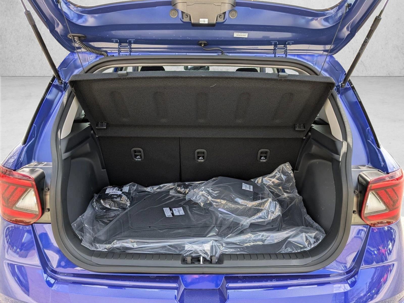 2025 Hyundai Venue SEL - Photo 20