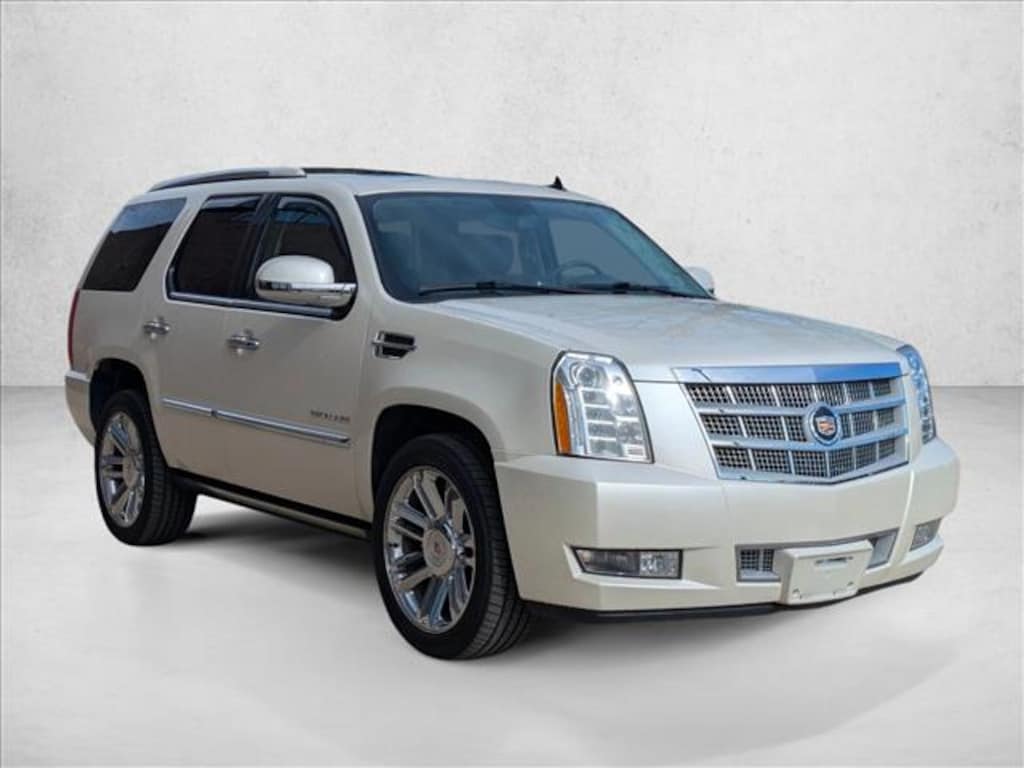 Used 2014 Cadillac Escalade Platinum Sport Utility