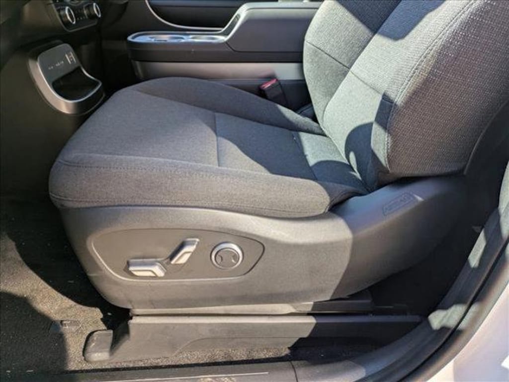 New 2026 Hyundai IONIQ 9 SE SUV