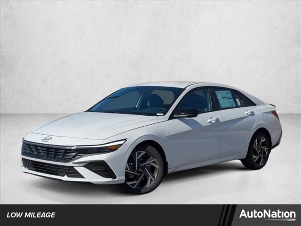 Certified 2025 Hyundai Elantra SEL Sport 4dr Car