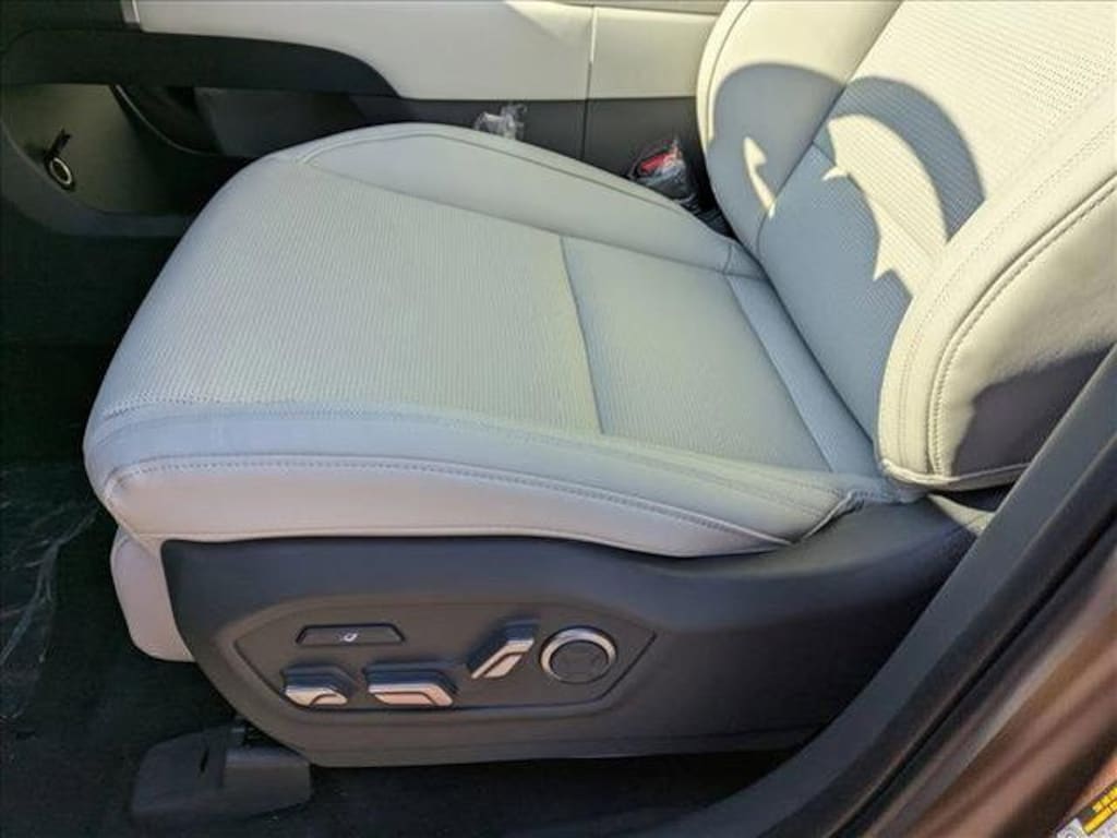 New 2026 Hyundai Santa Fe Hybrid Calligraphy SUV