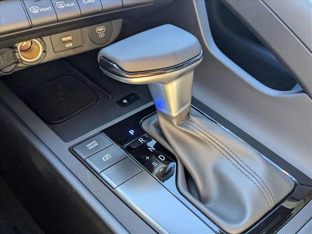 2025 Hyundai Elantra SEL - Photo 16