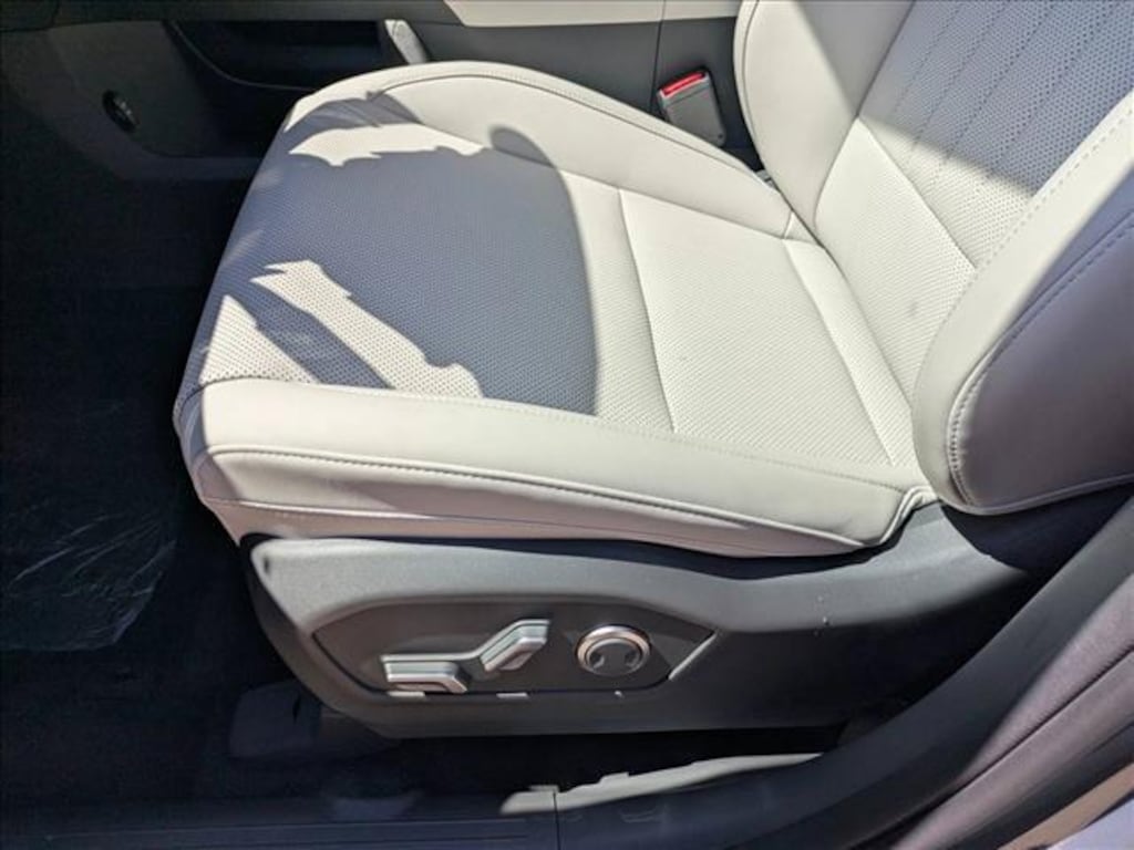 New 2026 Hyundai Santa Fe Hybrid SEL SUV