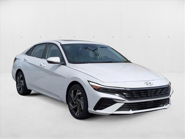 2025 Hyundai Elantra Limited - Photo 7