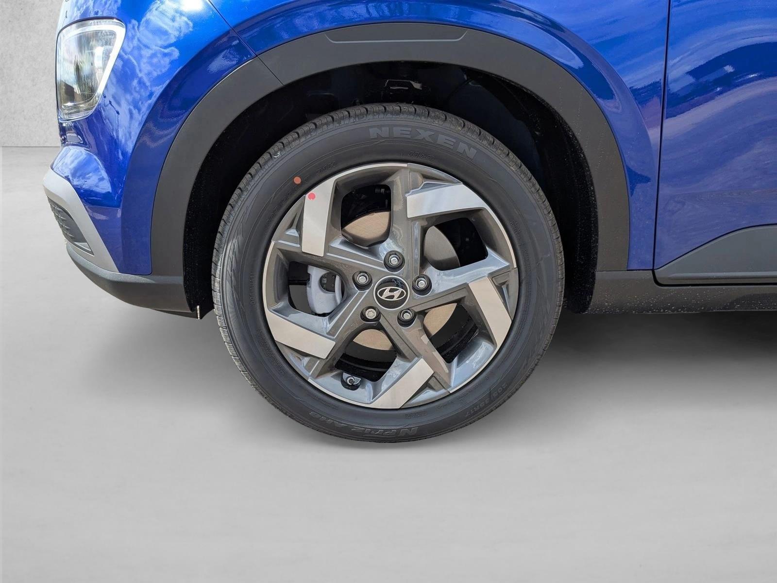 2025 Hyundai Venue SEL - Photo 10