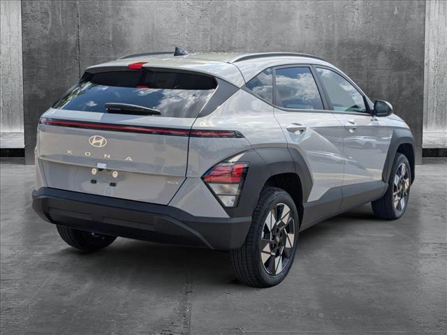 2025 Hyundai Kona SEL photo 2
