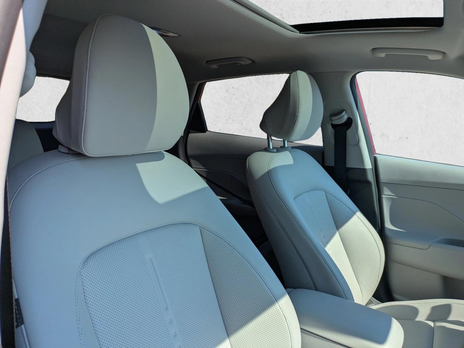 2024 Hyundai Kona Limited - Photo 19