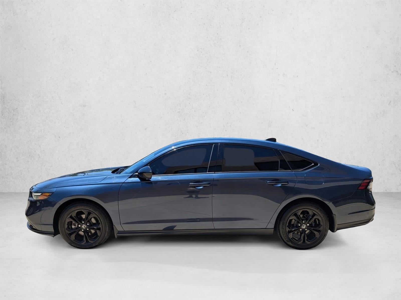 2025 Honda Accord SE - Photo 9