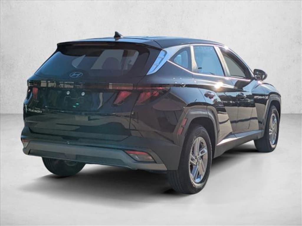 New 2026 Hyundai Tucson SE FWD SUV