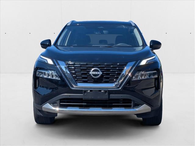 2023 Nissan Rogue Platinum photo 2