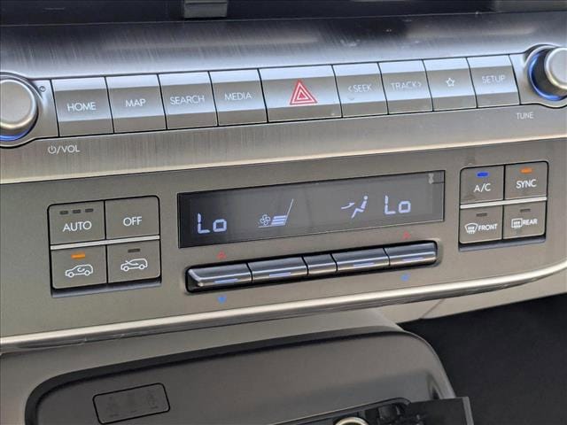 2025 Hyundai Kona SEL Convenience - Photo 15