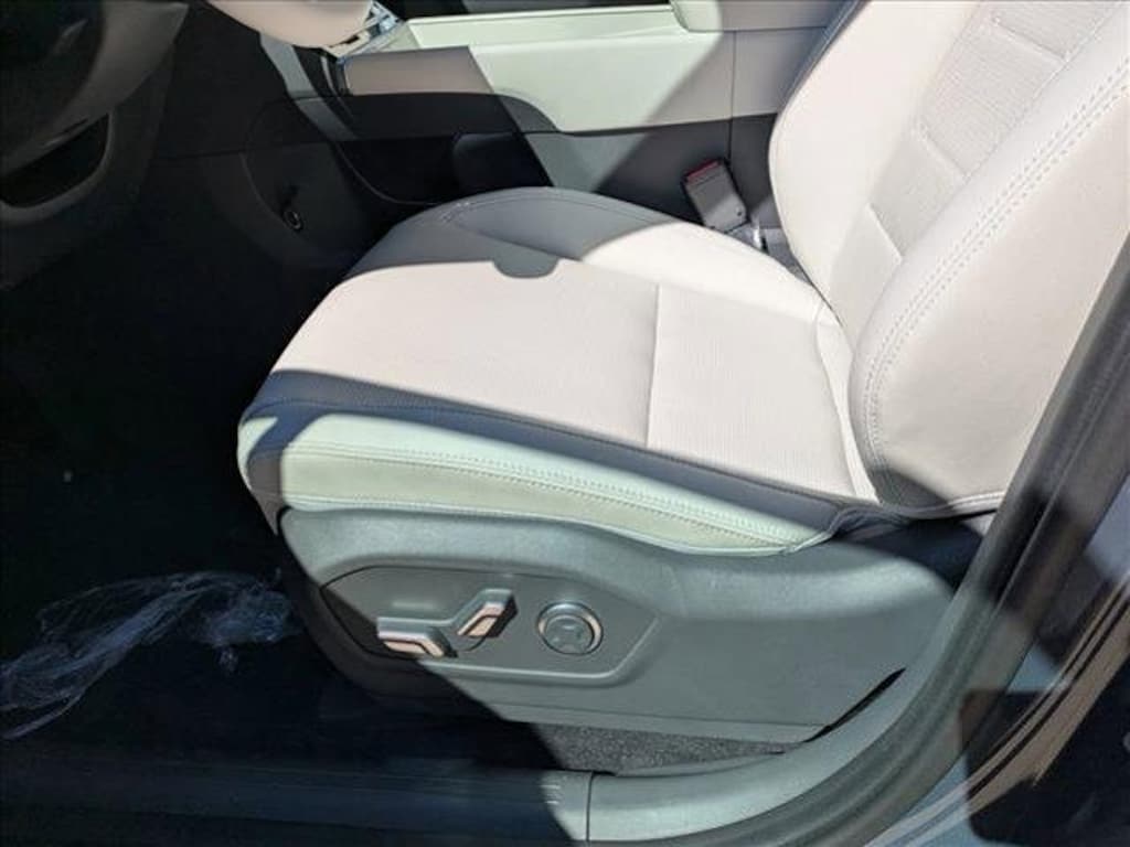 New 2026 Hyundai Santa Fe Hybrid Limited SUV