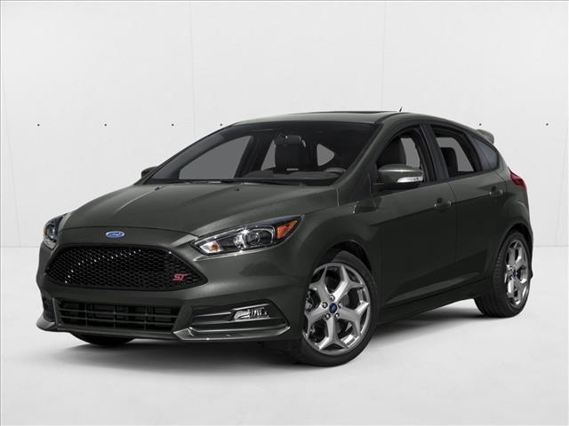 2016 Ford Focus ST's photo
