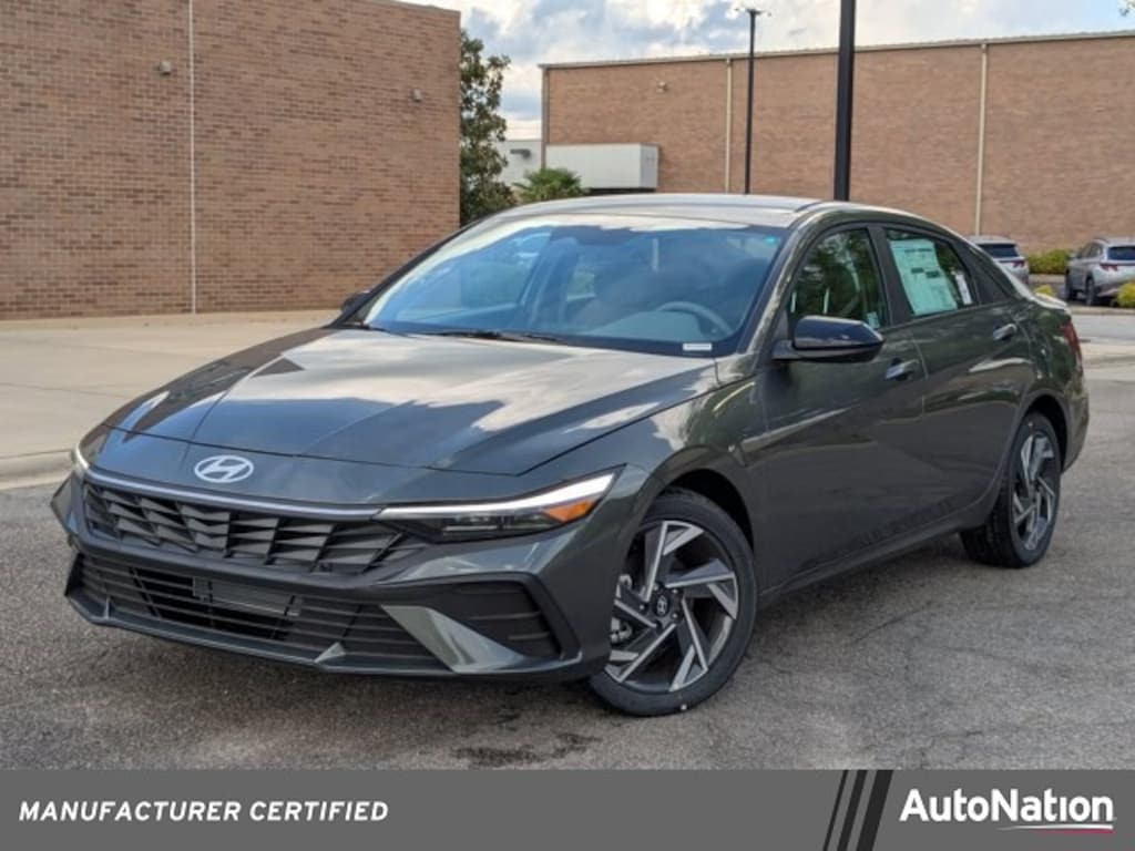 Certified 2025 Hyundai Elantra SEL Sport 4dr Car