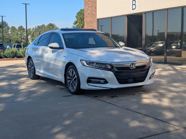 2020 Honda Accord Hybrid Touring photo 3