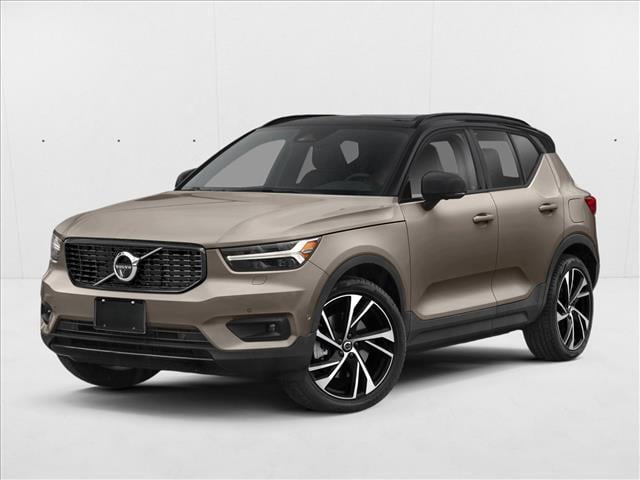 2022 Volvo XC40 R-Design's photo