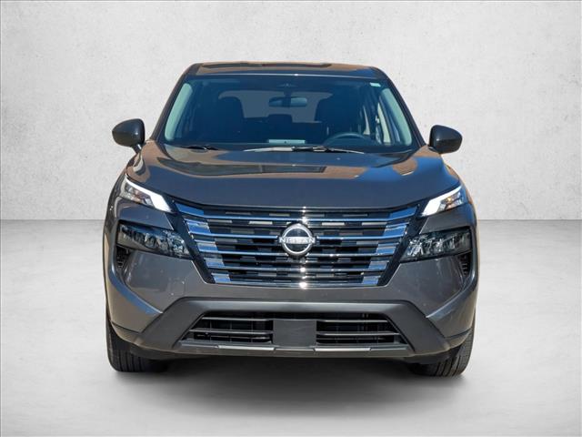 2025 Nissan Rogue S photo 2